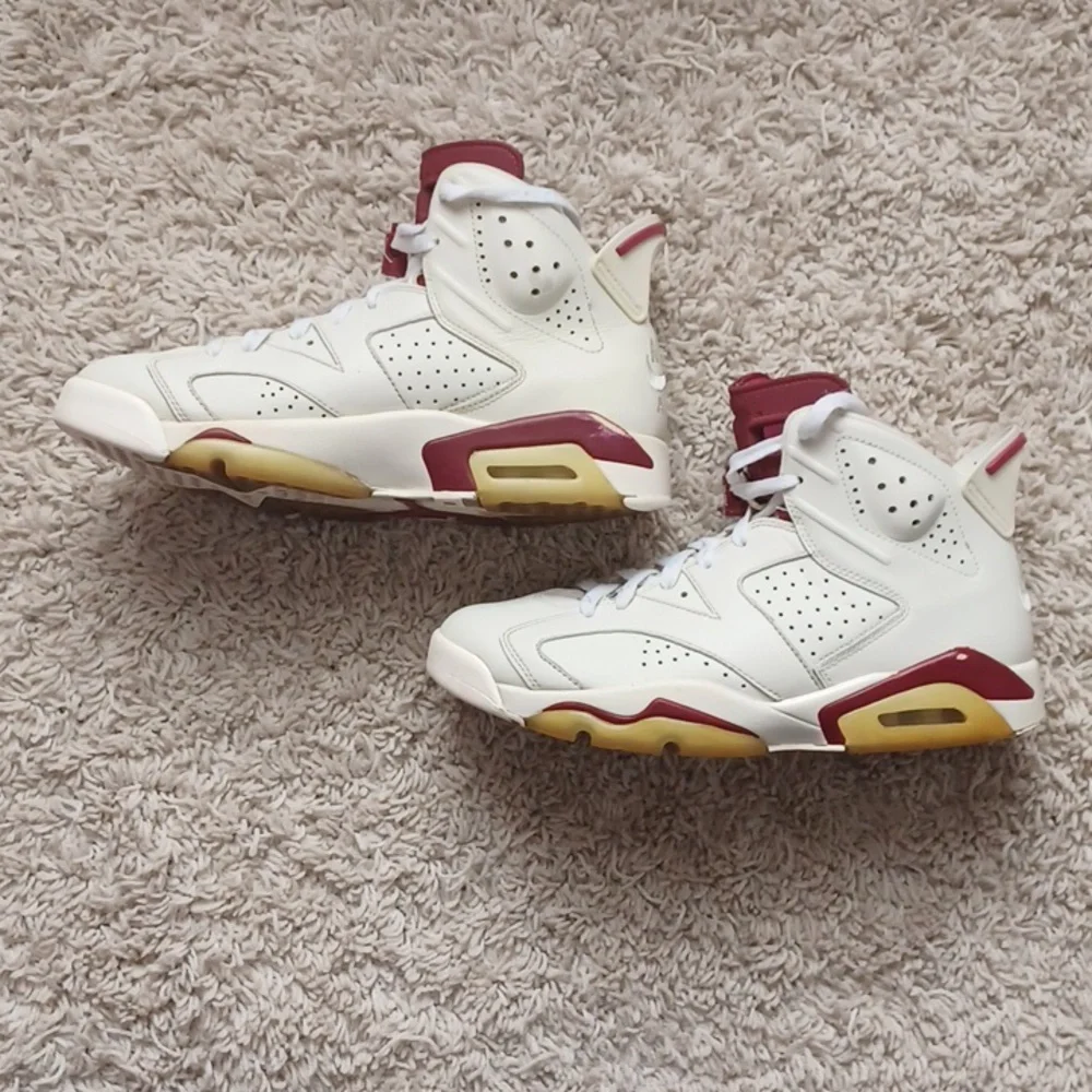 Air Jordan 6 Retro Size 8 Off White/ Maroon GUC - Picture 3 of 14